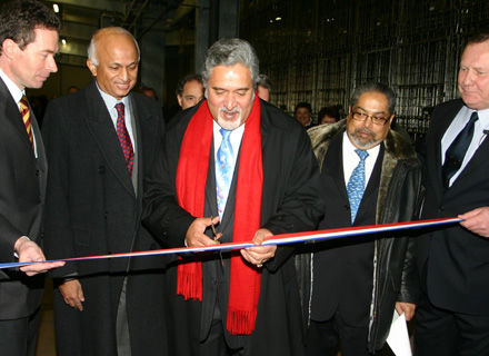 Vijay Mallya inaugure Full Metal